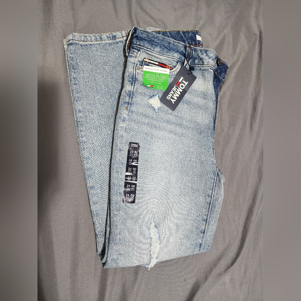 (BNWT) Tommy Hilfiger Mom Jeans